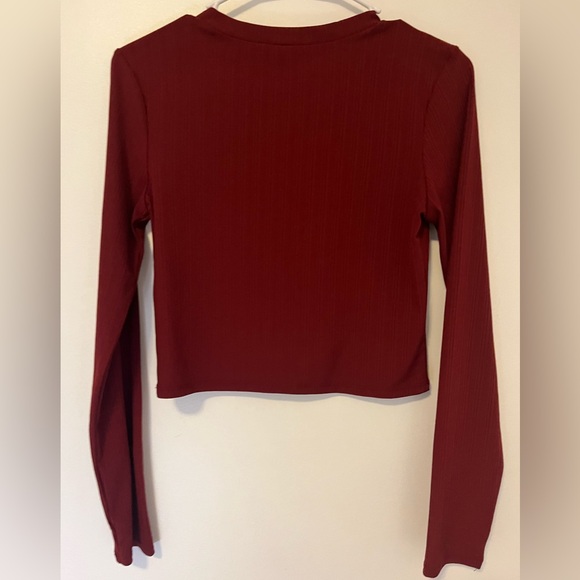 Forever 21 Women’s Long Sleeve Half Shirt Size Large - Picture 3 of 7